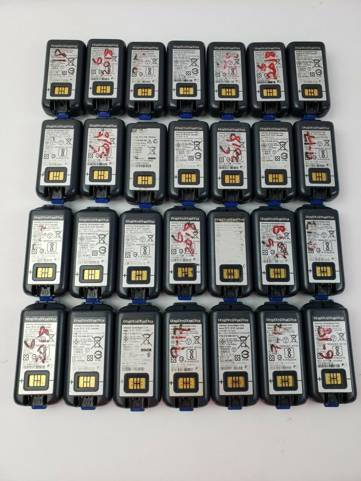 Lot of 10 New Genuine Intermec 318-016-102 CN3 CN4 batteries 